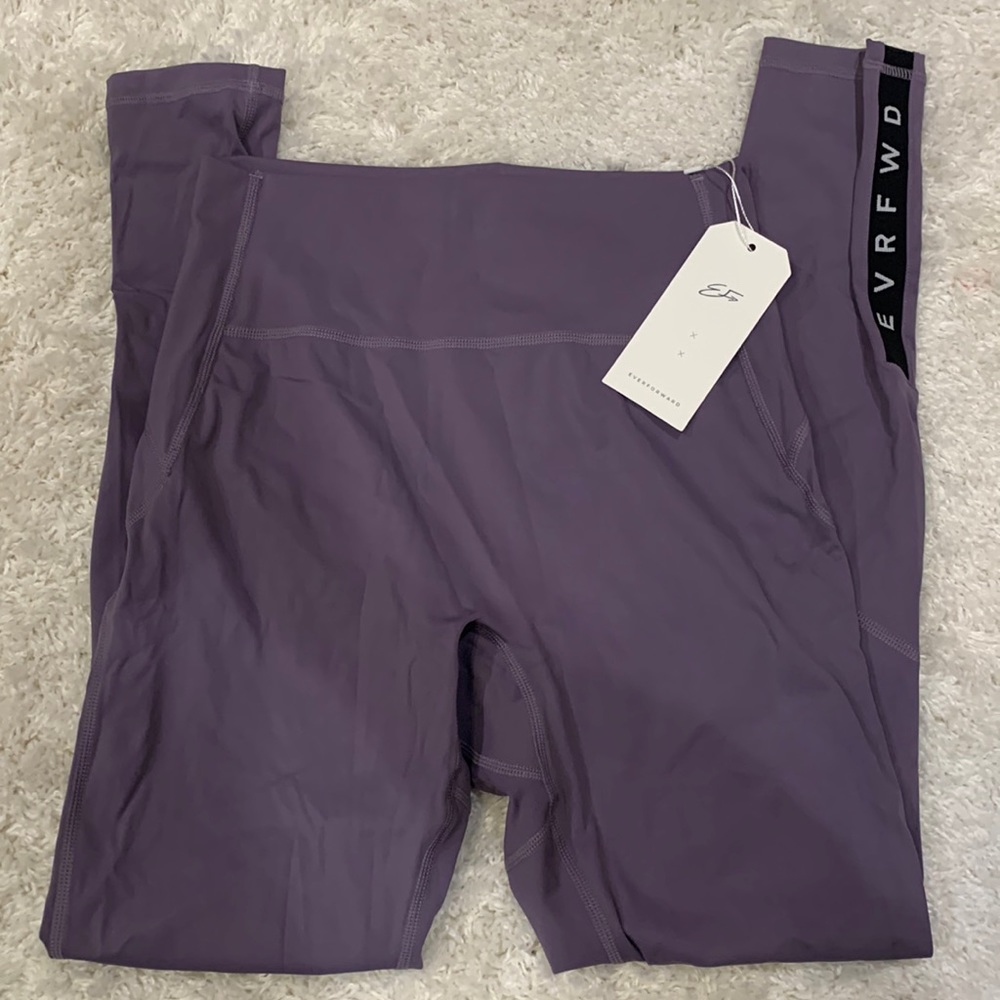 Women’s everforward leggings in purple. Brand new with tags. Size medium